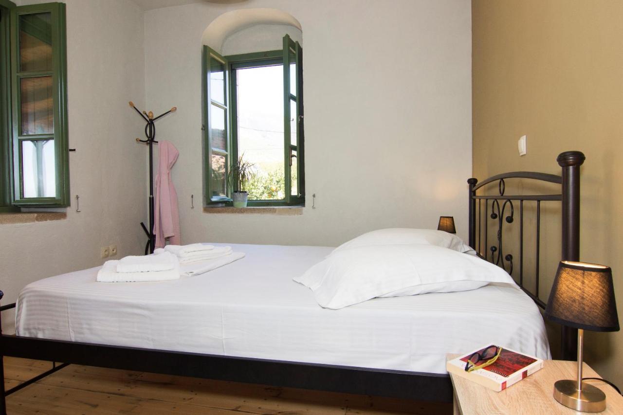Stavroulas Stone House In Rigklia, Messinia Apartment *