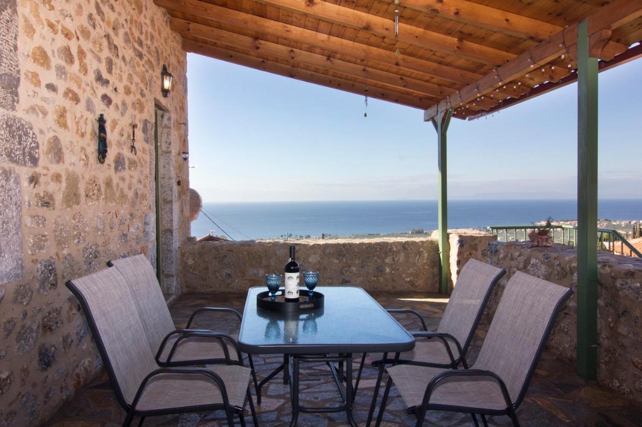 Apartment Stavroulas Stone House In Rigklia, Messinia Riglia