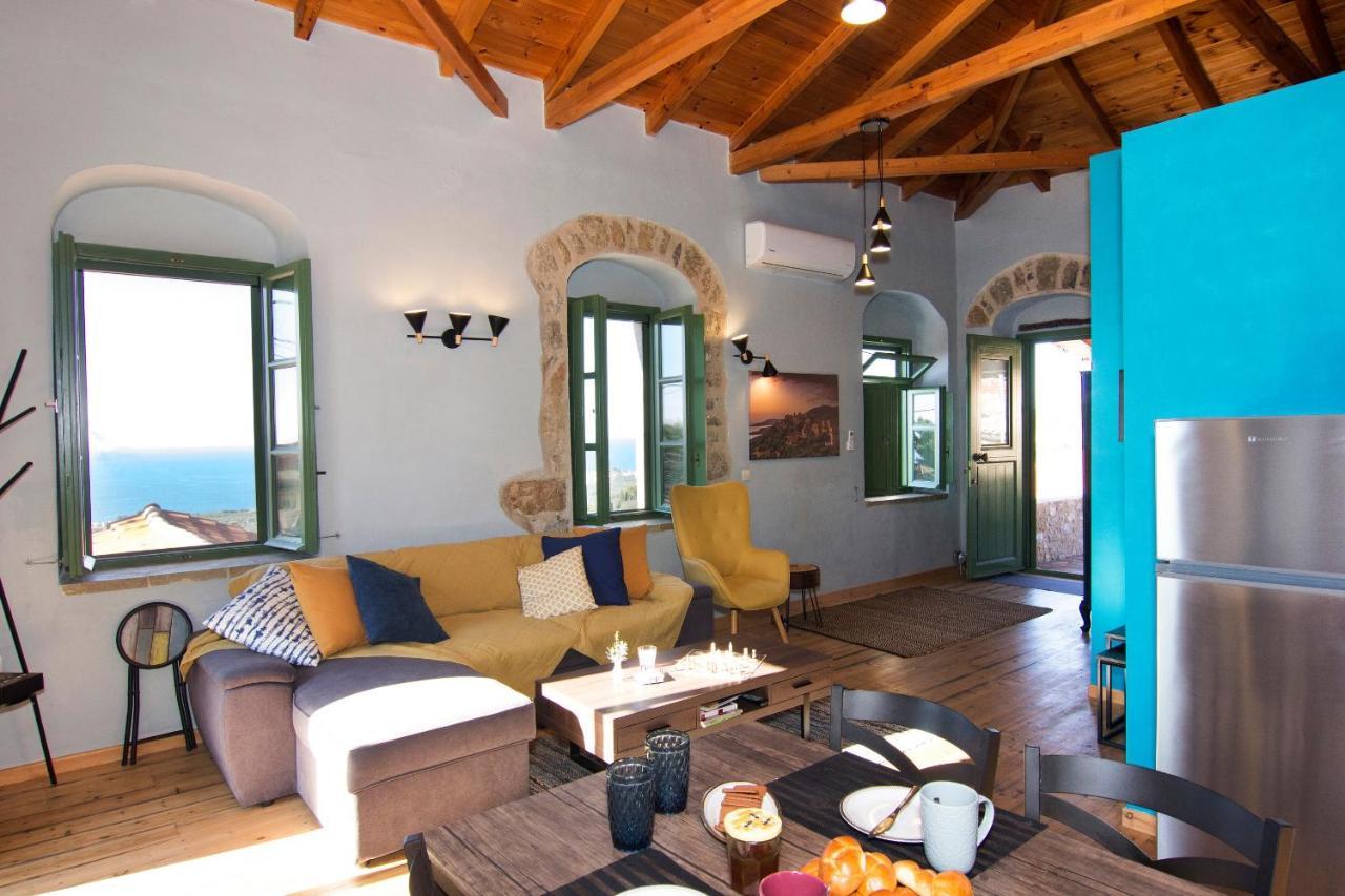 Apartment Stavroulas Stone House In Rigklia, Messinia