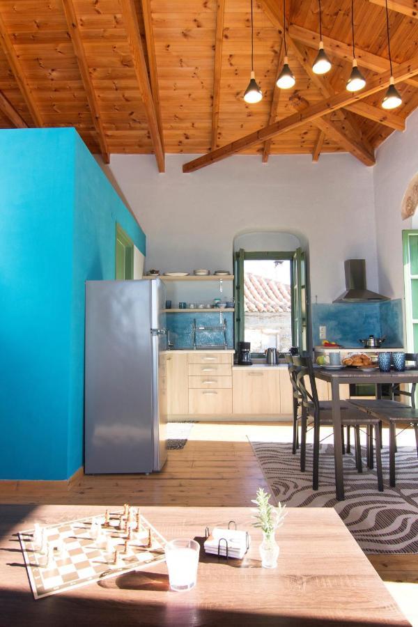 Apartment Stavroulas Stone House In Rigklia, Messinia Riglia